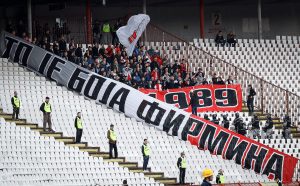 NADMETANJE: Kako su domaći brzo nadglasali gostujuće navijače (VIDEO)