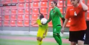 OVO SE RETKO VIĐA: Fudbalerka tzv. Kosova prevarila golmanku Albanije, i to kako (VIDEO)
