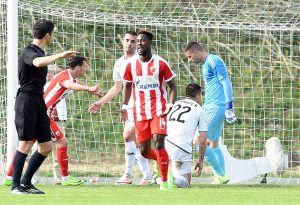 FOTO-UBOD: Evo gde se hrani napadač Crvene zvezde (FOTO)