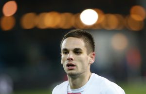 SJAJAN GEST: Čim je stigao u Srbiju Mijat Gaćinović podržao humanitarnu akciju (FOTO)