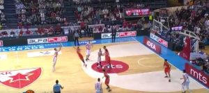 PRETPLATA HRVATA TRAJE: Pogledajte trojku Crvene zvezde uz zvuk sirene i oduševljenje navijača (VIDEO)