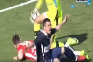 IMA LI SPARTAK RAZLOGA DA SE ŽALI: Nova sporna situacija, da li je Santrač propustio šansu da svira penal Subotičanima? (VIDEO)