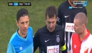 PREKID: Grobari prekinuli utakmicu, Mažić je morao da zamoli Ilića da im se obrati (FOTO)