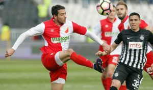 ‘FIRMA’ SE OZBILJNO ZAGREVA: Navijači Vojvodine ‘zapalili’ Novi Sad pred revanš sa Partizanom (FOTO)