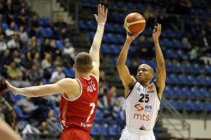 SLS: Sjajne role Hečera i Birčevića, sedma pobeda Partizana pred ‘večiti derbi’ (FOTO)