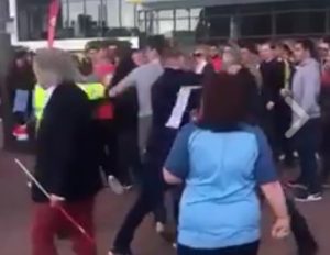 BRUTALNA TUČA: Navijači Arsenala i Sitija su dokaz da Engleska nije iskorenila huliganizam (VIDEO)