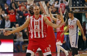 ZVEZDA DOPUTOVALA U ISTANBUL: Ponosni Radonjić govorio o problemima i analizirao tim Darušafake