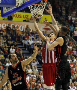 POCEKOV ŠOU NA KONFERENCIJI: Ja sam budala i klovn, Zvezda igra najbolju košarku Evropi!