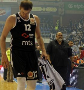 ‘VEČITI’ JEDINSTVENI U OCENI DERBIJA: Džikić progovorio o sukobu sa Veličkovićem