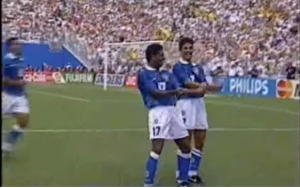 FUDBAL PIŠE ROMANE: Bebeto ga je posle gola protiv Holandije ljuljao, a on sad vredi 60 miliona (VIDEO)