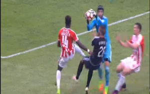 NIJE ZA ONE SA SLABIM STOMAKOM: Krvava glava fudbalera Čukaričkog, Zvezda smanjila (FOTO) (VIDEO)