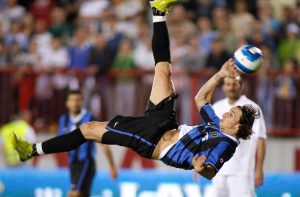 VREMEPLOV: Oproštaj za pamćenje – Manćini, Ibrahimović, Figo, Inzagi, Mijatović i drugi na ‘Karađorđu’ (VIDEO)