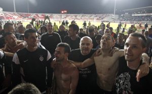 DA LI JE OVO BEZBEDNO: Partizan slavi titulu na Terazijama?