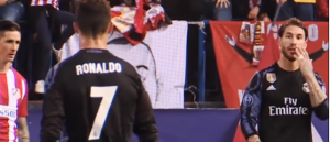 PROCUREO SNIMAK: Evo kako je Ramos nagovarao Ronalda da simulira kako bi igrač Atletika bio isključen (VIDEO)