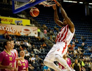 SLS: ‘Tvrd je orah’ Mega, al’ ga Zvezda ‘polomi’, sjajna rola bivšeg igrača Partizana (FOTO)