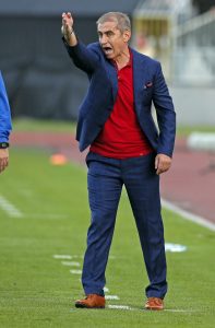 DOGOVOR NA POMOLU: Zvezda ima trenera