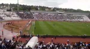 STANJE U HUMSKOJ: Tribine sve punije, ogroman broj ljudi čeka da uđe (VIDEO)