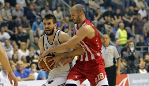 POČINJE PLEJ-OF: Evo kada će Zvezda i Partizan početi pohod na Superligu (FOTO)