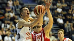 ODREĐENE SUDIJE ZA KOŠARKAŠKI DERBI: Srpski dvojac uz Zvezdašima najmrskijeg sudiju