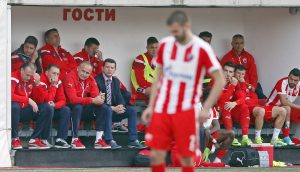 POČETAK PRIPREMA: Neočekivano se jedan momak našao u svlačionici