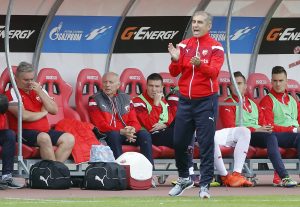 NOVO LICE U SVLAČIONICI: Boško Đurovski otkrio tajnu pomoću koje ‘podiže’ igrače pred kraj prvenstva!