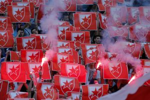 PODRŠKA PRED FINALE KUPA: Ekspedicija pored terena ispratila završni trening Crvene zvezde (FOTO)