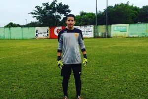 TUŽNE SCENE IZ PARAGVAJA: 17-godišnji golman umro na terenu, legendarni golman u neverici optužio savez (VIDEO)