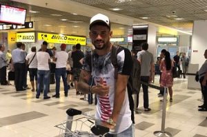 VEĆ U DRUŠTVU DELIJA: Zvezdino veliko pojačanje se privikava na Beograd (FOTO)