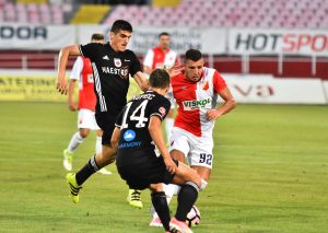 SKANDAL ZA SKANDALOM: Navijači Vojvodine pretukli Nikolu Trujića! (FOTO)