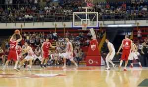 KAKVA POSETA: Veliki ‘partizanovac’ sa svečanih mesta gleda Zvezdu i FMP (FOTO)