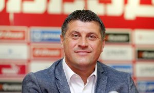 HOTSPORT SAZNAJE: Vladan Milojević završio prvi veliki posao od dolaska (FOTO)