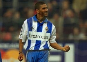 U STILU ŠEKULARCA: Legendarni Brazilac kog su svi voleli ‘iskopirao’ Šekija i napravio dribling godine (VIDEO)