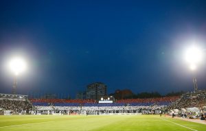 PORUKA ZA SRBIJU: Navijači Partizana koreografijom propisno uzburkali duhove (FOTO) (VIDEO)