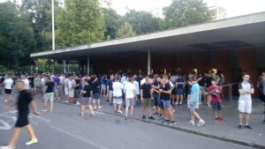 UŽIVO IZ HUMSKE: Pogledajte atmosferu pred meč Partizana i Budućnosti (FOTO) (VIDEO)