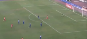 UF: Najskuplje pojačanje Crvene zvezde promašilo zicer, kakav pas Kange (VIDEO)