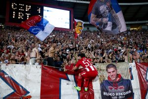 ŠTA JE OVO DANAS: Zvezda potpisala ogromno pojačanje, ali preko mejla – zbog sjajnog razloga! (FOTO)