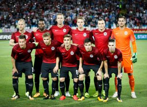 POŠTOVANJE: Evo ko je legenda kluba iz Praga (FOTO)