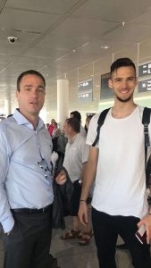 ODLETEO: Manojlović za HotSport iz aviona za Madrid (FOTO)