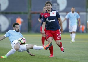 ZVEZDAŠI PITAJU: Stojković odgovarao na pitanja Delija, evo šta je rekao o gipsanim lavovima na kapiji (VIDEO)