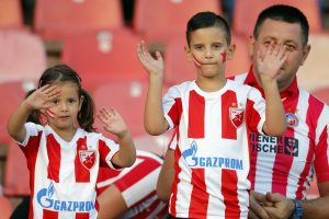 UŽIVO SA STADIONA ‘RAJKO MITIĆ’: Pogledajte atmosferu pred Zvezdin duel sa Spartom (FOTO) (VIDEO)