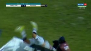 NAJGORA PROSLAVA IKADA: Dao gol pa umalo sebi sredio ‘bolovanje’ (FOTO)