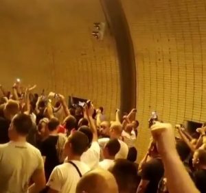 DELIJE I TUNELI: Saobraćaj je juče u Pragu bio paralizovan, pogledajte zašto (VIDEO)