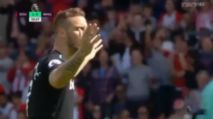 JOŠ JE TA GLAVA ‘OTKAČENA’: Marko Arnautović dobio neviđeno glup crveni karton! (VIDEO)