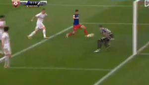 POTRESI U MOSKVI: CSKA srušio šampiona sa dva gola za dva minuta, Petković ‘kumovao’ golu, tuča na kraju (VIDEO)