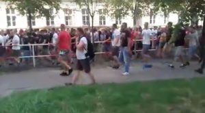 KAD GRMI PRAG: Korteo Delija kroz prestonicu Češke zaustavio funkcionisanje grada (VIDEO)