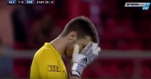 POČETNIČKA GREŠKA: Kljajić primio gol ‘kroz ruke’, gledaoci RTS-a ga nisu videli (VIDEO)