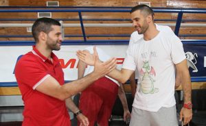 IZNENAĐENJE NA TRENINGU: Zvezdin kapiten posetio saigrače