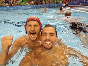 ZA NJEGA NEMA GRANICA: Savić sa studentima osvojio Univerzijadu!