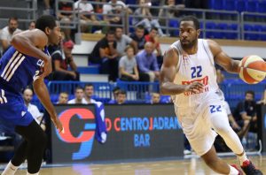 ABA SUPERKUP: Budućnost u polufinalu