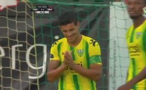 AUTOGOL VIKENDA: Fudbalerima Tondele još uvek nije jasno šta je njihov štoper hteo da uradi? (VIDEO)